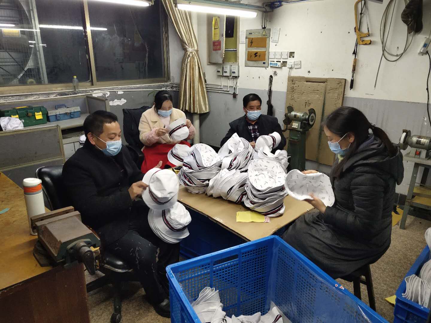 義烏最著(zhù)名的帽子工廠(chǎng)