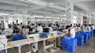 帽廠(chǎng)年輕女工越來(lái)越難招